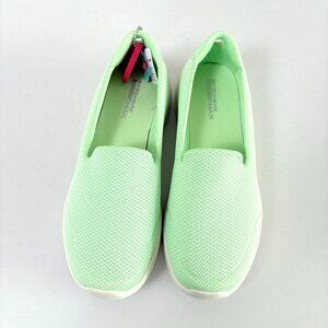 Skechers GOGA Max Go Walk Shoes Slip On Mesh Sneakers Size 9.5 Green